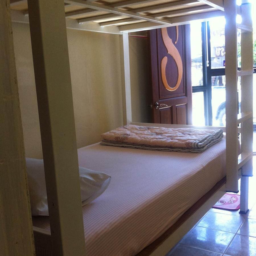 Fon Hostel Чианг Рай Екстериор снимка